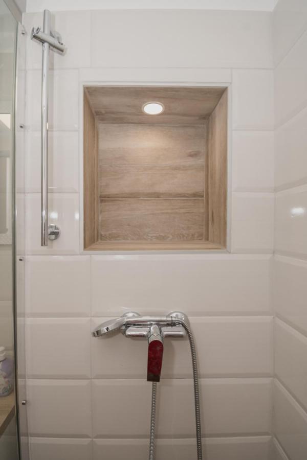 Decor Kut Apartment Vis